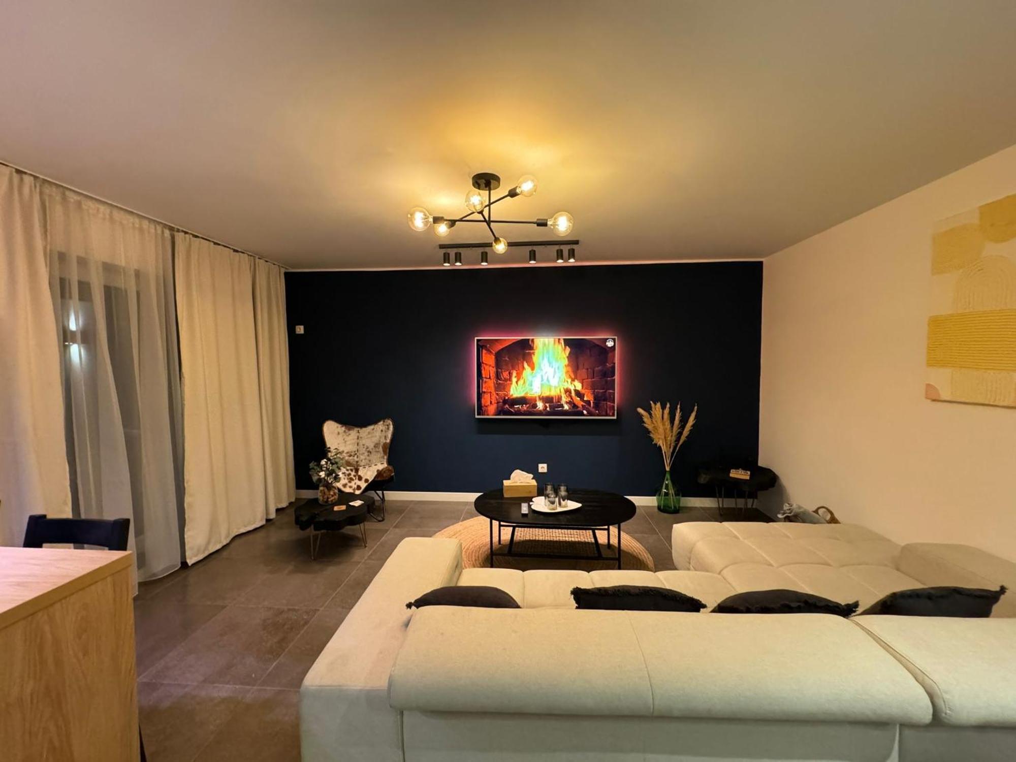 Chill Vibes Apartment Брашов Екстер'єр фото